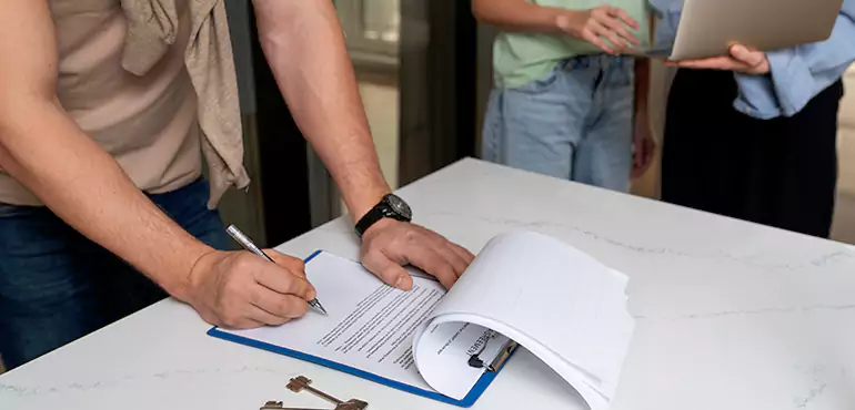 Advantages of Using Assignment of Contract in Real Estate in Milwaukee, WI