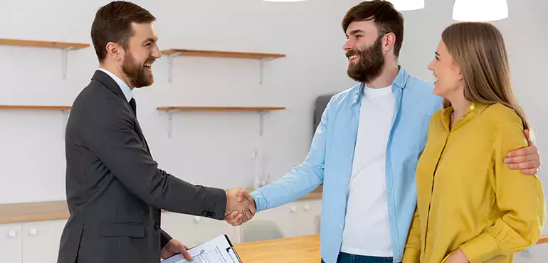Why Choose Milwaukee Home Buyers to Sell Your Condo Fast in Milwaukee, WI?