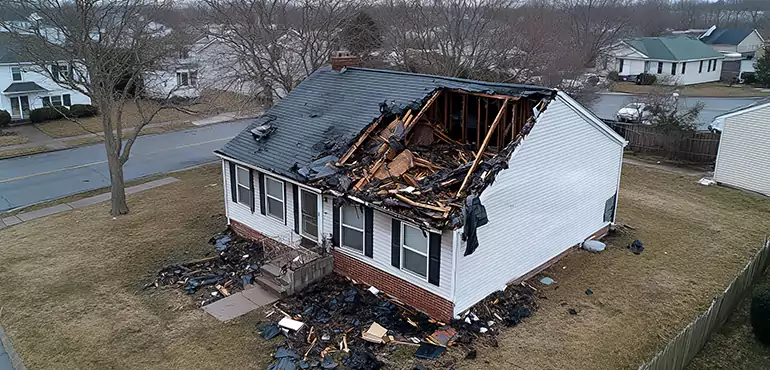 Why Choose Us for Selling Damaged House in Milwaukee, WI?