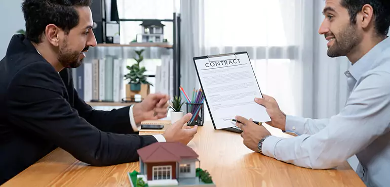 Why Choose Us for Contract Assignments in Milwaukee, WI?