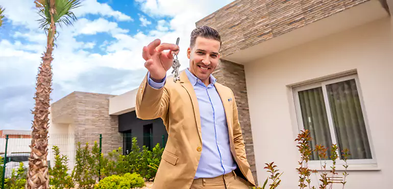 We Don’t Just Buy Houses in Milwaukee, WI - We Solve Your Problem